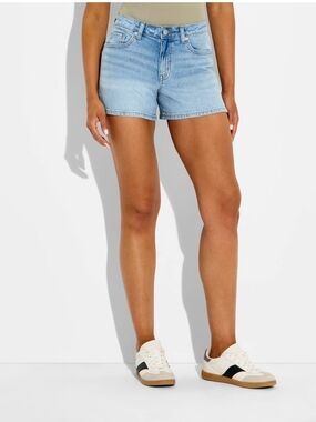 Women's Mid-Rise Midi Curvy Denim Shorts - Wild Fable Light Wash 4